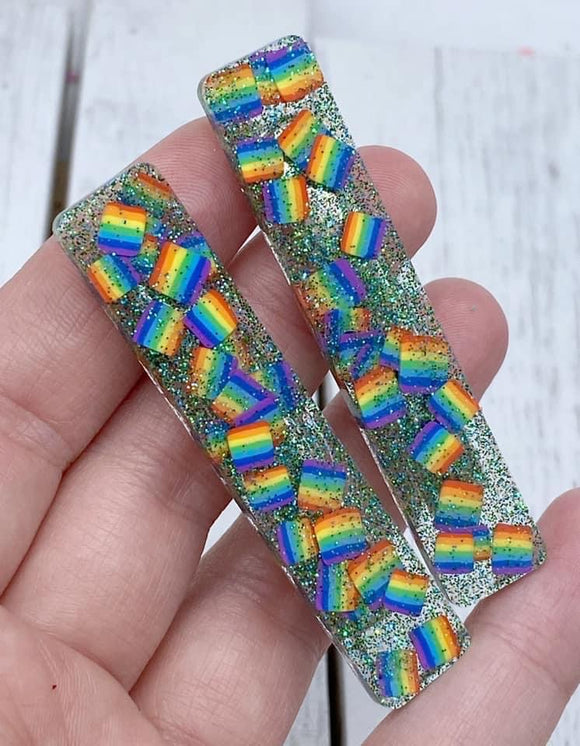 Rainbow resin clip