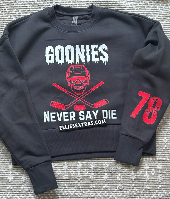 Goonies graphite woman’s relaxed fit crewneck