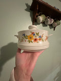 Sweet flowers Bake, serve and store dish