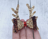 Santa’s favorite reindeer bow