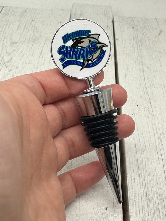 Sharks printed wine stopper