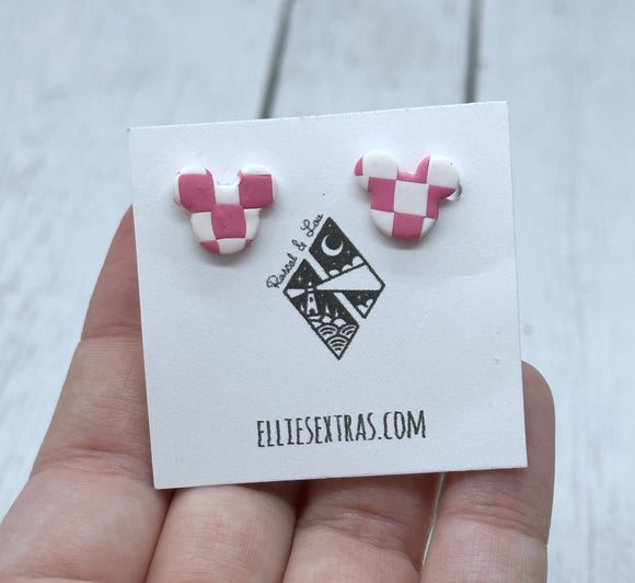 Checker stud earrings